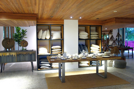 跨界融合 茶具店中的建筑材料应用与美学探索